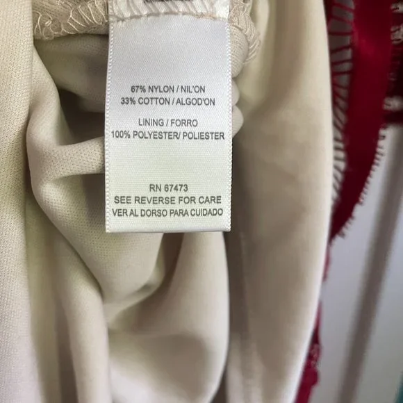 Danny & Nicole Beautiful Red Lace Dress Size 12P - Picture 7 of 7